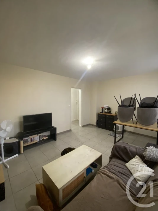 Voir la photo 1/8 du type apartment à Alençon