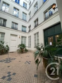 Studio in Paris