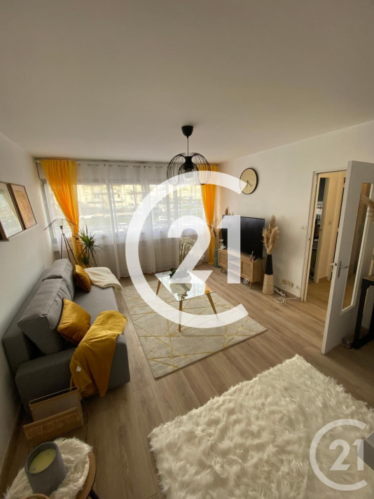 Voir la photo 1/8 du type apartment à Hérouville-Saint-Clair