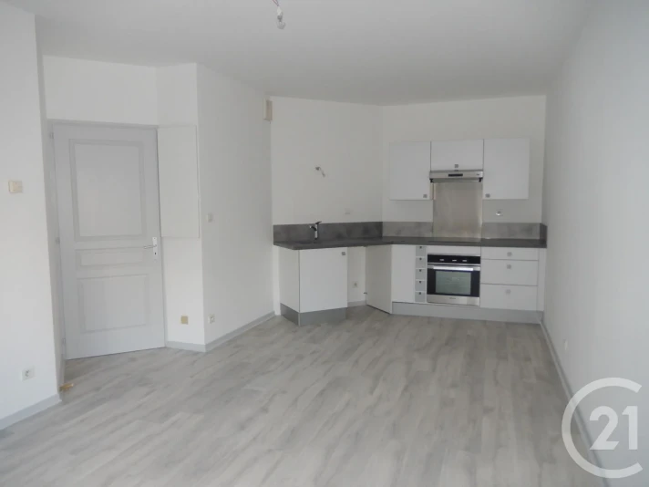 Voir la photo 1/3 du type apartment à Besançon