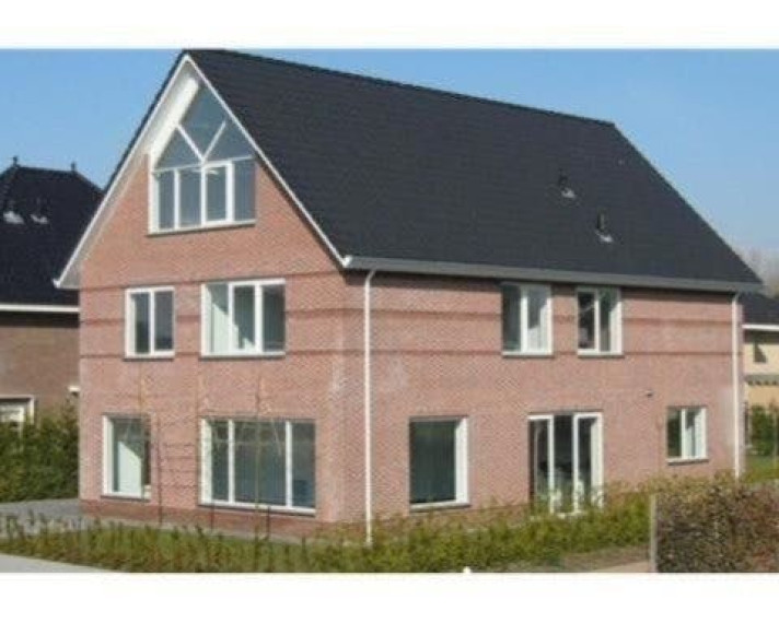 Kamer aan de Bingerden in Lelystad