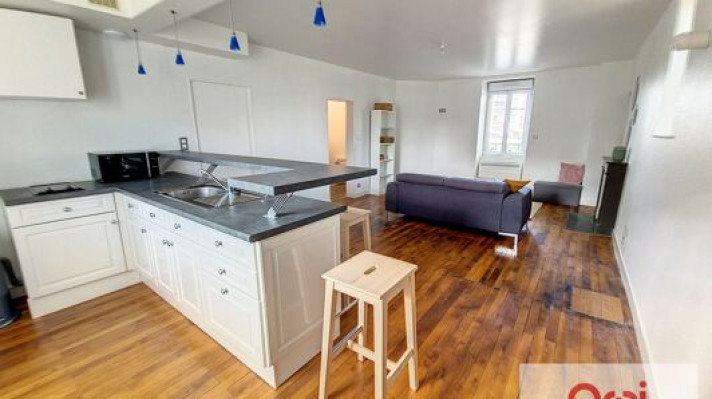 Voir la photo 1/8 du type apartment à Montluçon