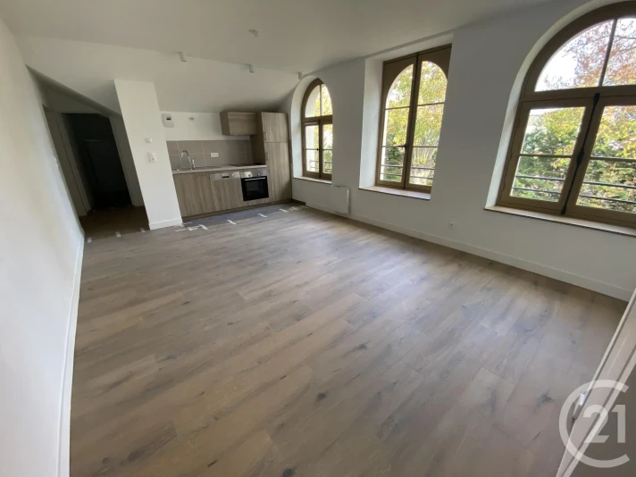 Voir la photo 1/18 du type apartment à Le Mans