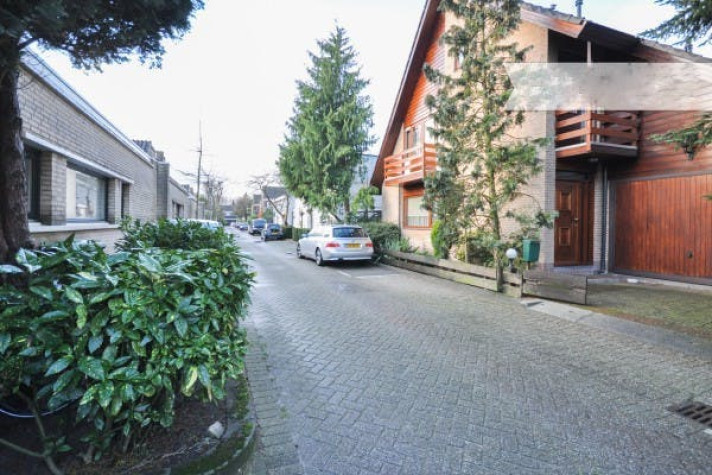 Kamer aan de Ogier Van Cralingenpark in Rotterdam