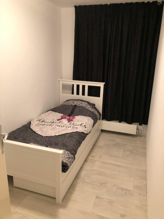 Kamer aan de Grote Visserijstraat in Rotterdam (014039)