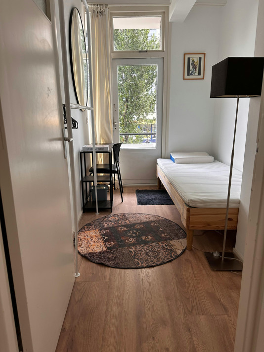 Kamer aan de Goudsesingel in Rotterdam