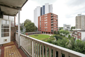 Pokój — Rotterdam