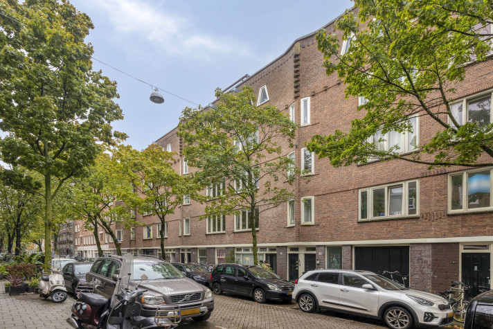 View photo 1/25 of apartment in Amsterdam