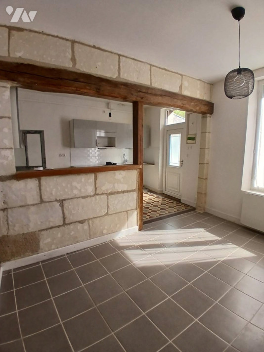 Voir la photo 1/12 du type house à Loches