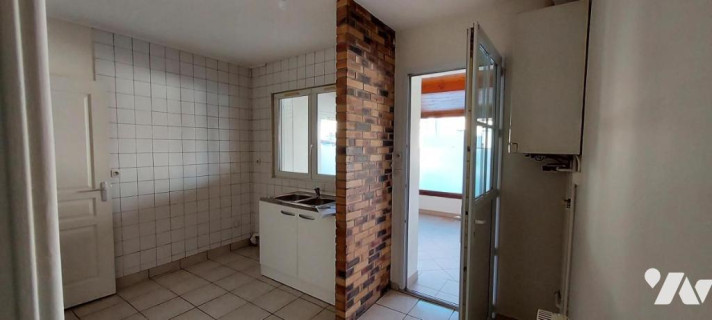 Voir la photo 1/11 du type house à Thourotte