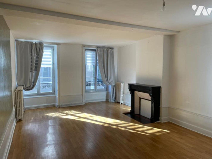 Voir la photo 1/10 du type apartment à Dole