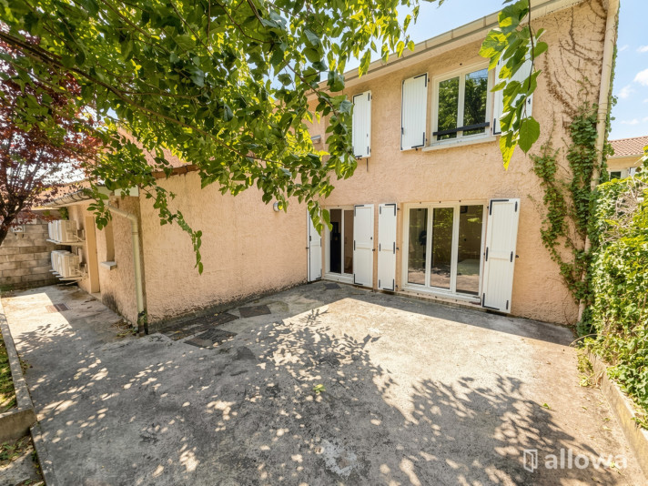 Voir la photo 1/13 du type house à Montélimar