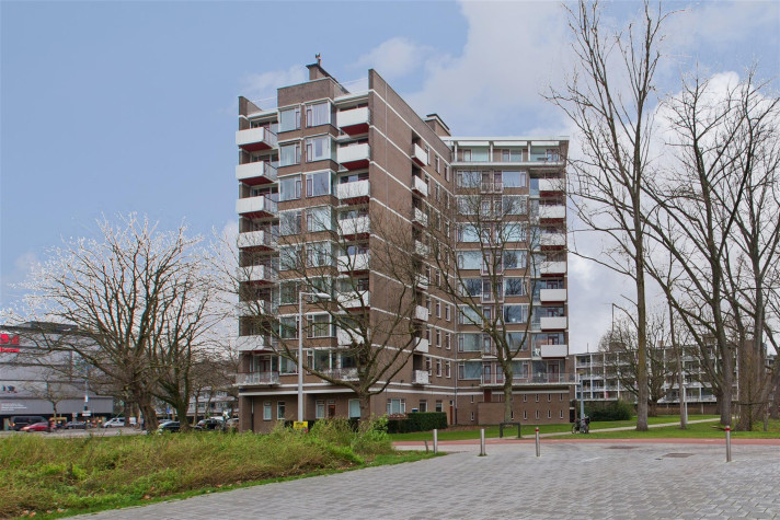 View photo 1/28 of apartment in Amsterdam