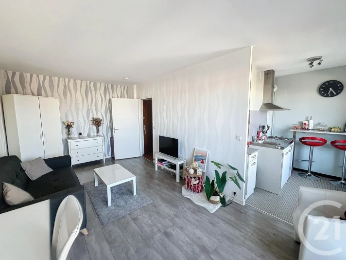 Voir la photo 1/6 du type studio à Reims