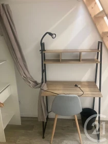 Pièce à Calais