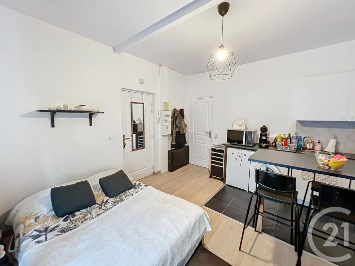 Voir la photo 1/6 du type apartment à Reims