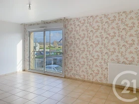 Appartement à Lanvallay