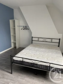 Pièce à Calais