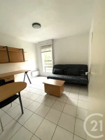 Studio in Paris