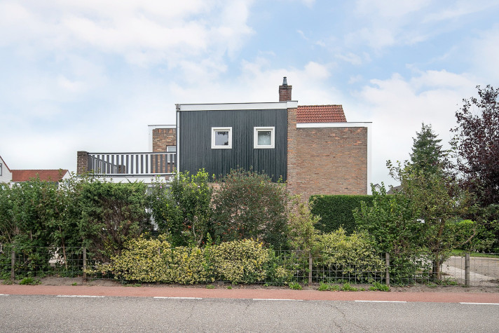 View photo 1/24 of house in Woerden