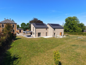 Maison d'habitation à Ernonheid