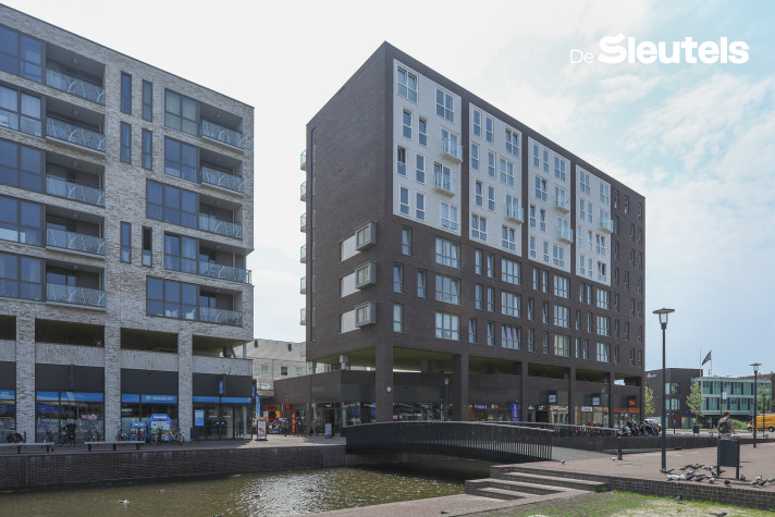 View photo 1/8 of apartment in Leiden