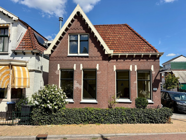 Woonhuis aan de Oostzijde in Zaanstad