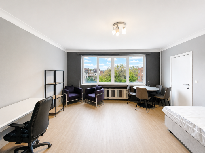 Voir photo 1/6 de studio à Molenbeek-saint-jean