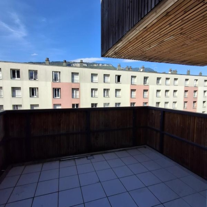 Voir la photo 1/10 du type apartment à Fontaine