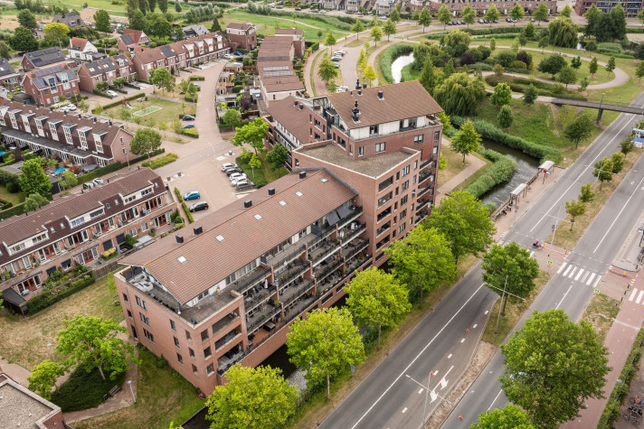 Zdjęcie 1 z 4 — house, Hendrik-Ido-Ambacht