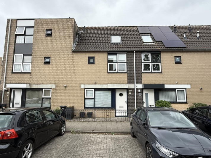 View photo 1/5 of house in Haarlemmermeer
