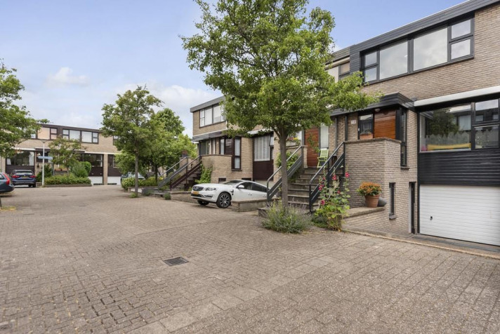 Bekijk foto 1/5 van house in Wassenaar