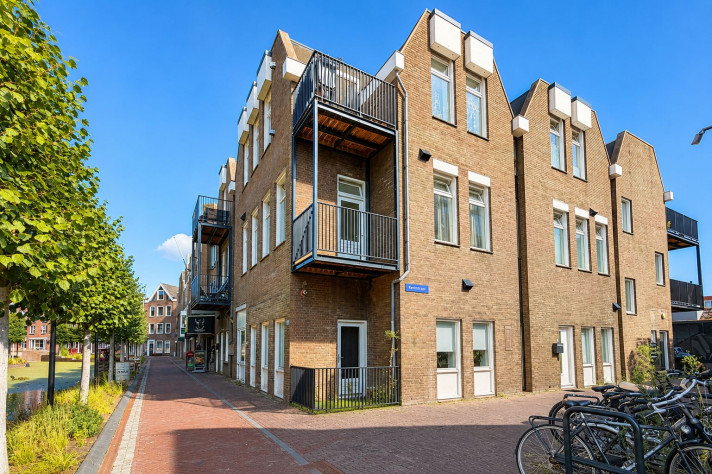 Bekijk foto 1/5 van apartment in Almere