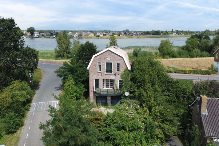 Bekijk foto 1/5 van house in Groot-Ammers