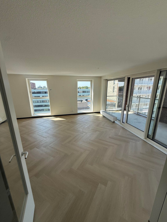 Zdjęcie 1 z 5 — apartment, Amsterdam