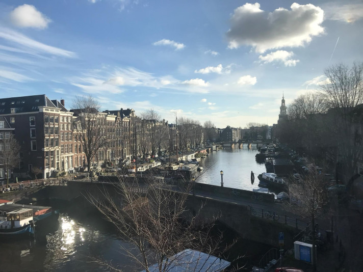Appartement aan de Kromme Waal in Amsterdam