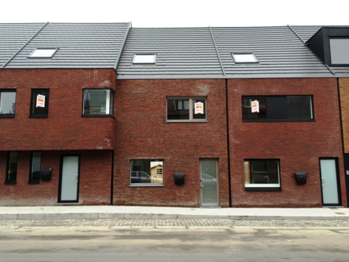 Bekijk foto 1 van 24 van het house in Kortrijk