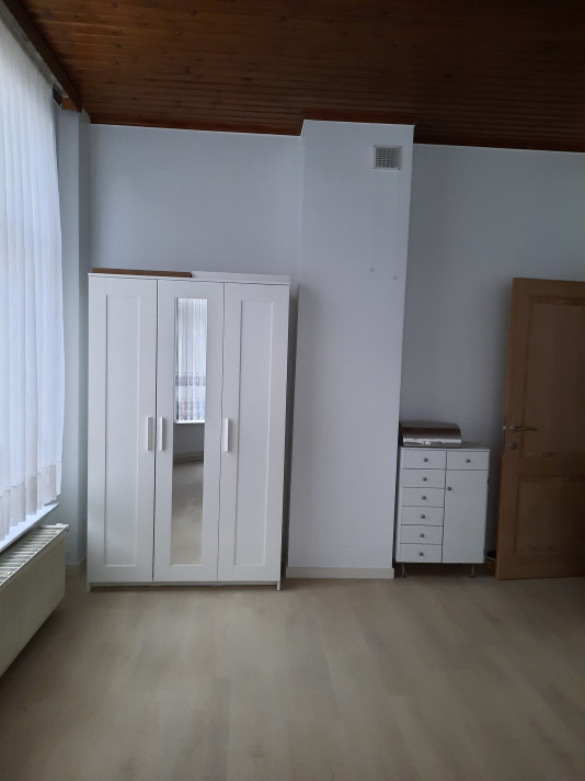 Voir photo 1/4 de studio à Schaerbeek