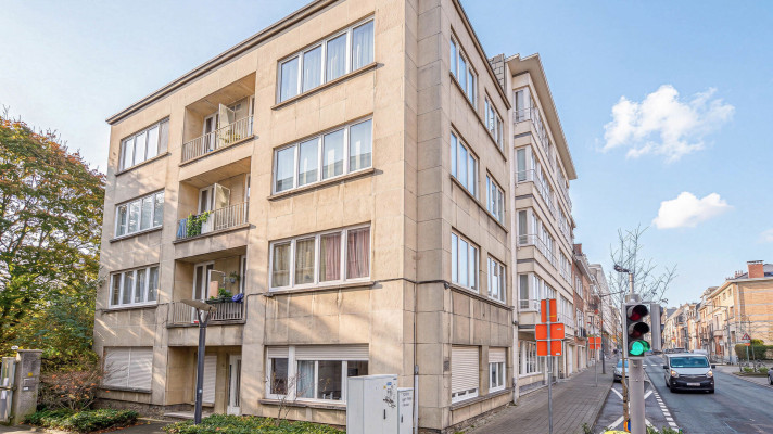 Bekijk foto 1 van 10 van het apartment in Etterbeek