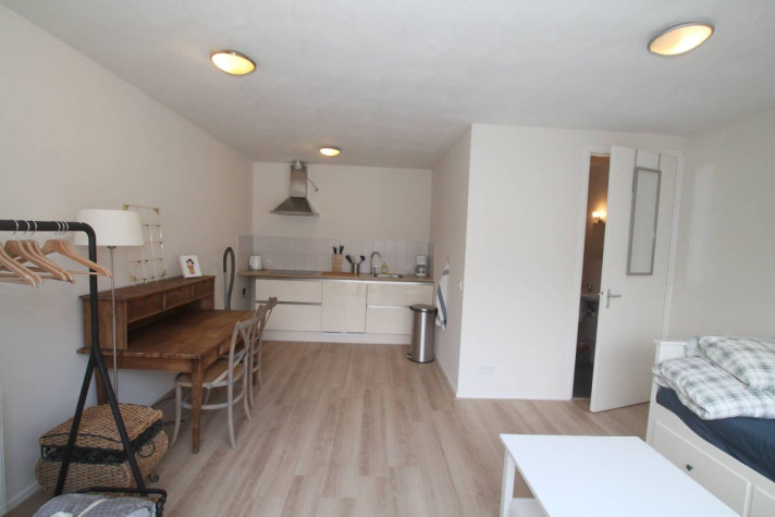 Bekijk foto 1/7 van studio in Tilburg