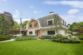 Family home in Muiderberg