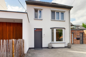 Einfamilienhaus in Maaseik