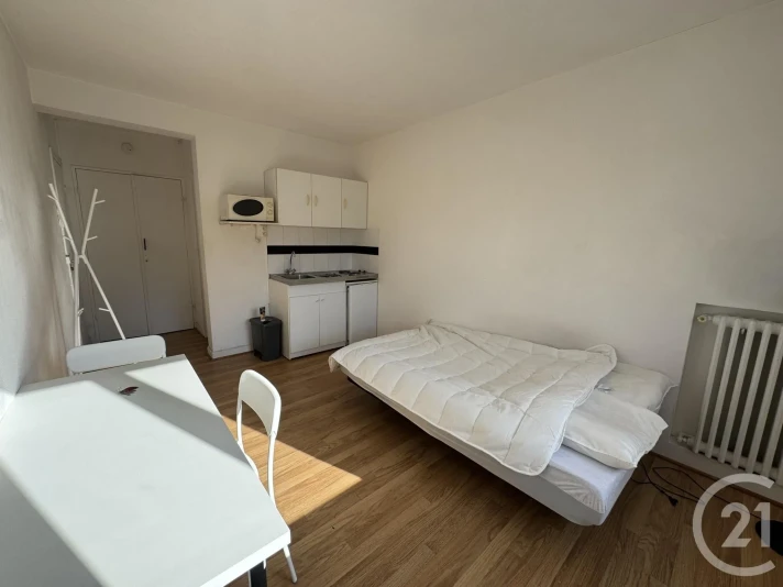 Voir la photo 1/9 du type studio à Reims