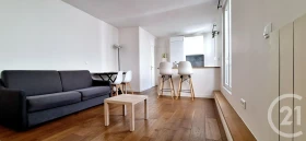 Studio in Paris