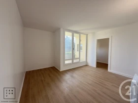 Studio à Lognes