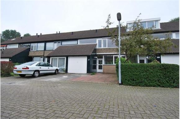 Woonhuis aan de Populierendreef in Voorburg (2272 HG)