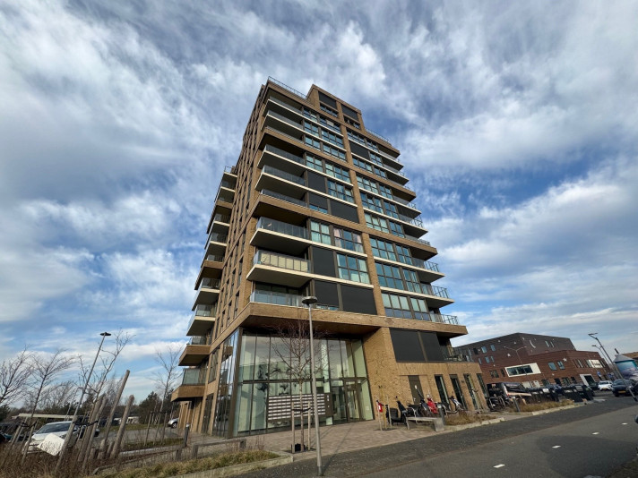 Bekijk foto 1/2 van apartment in Almere
