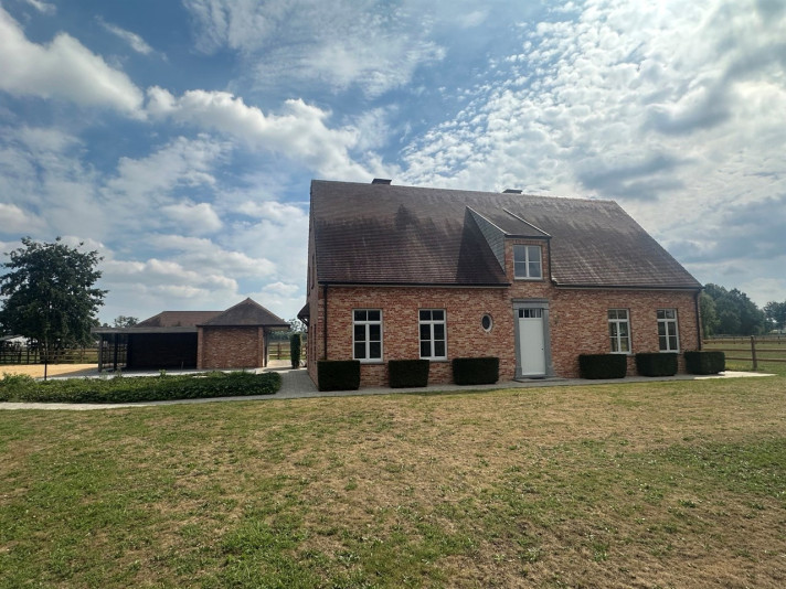 Bekijk foto 1 van 24 van het house in Laarne