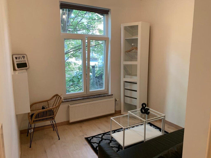 Voir photo 1/6 de house à Schaerbeek