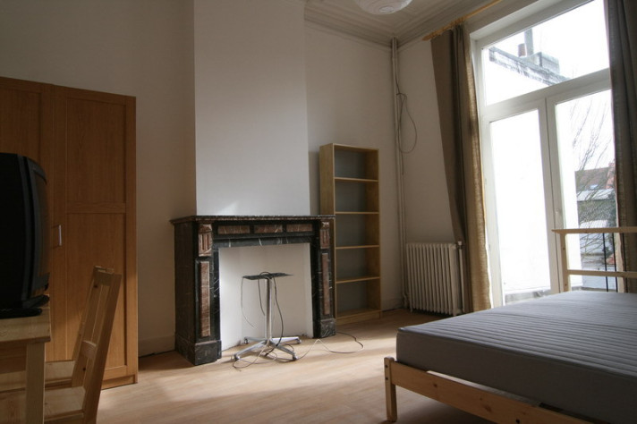 Sieh dir Foto 1/3 des house in Ixelles an